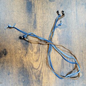 COLGANTE CUERO PARA ANTEOJOS